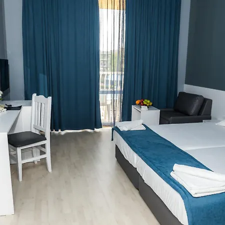 Hotel Sun Palace - *